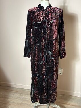 Coldwater Creek Black & Burgundy Velvet Paisley Maxi duster size 8 VTG